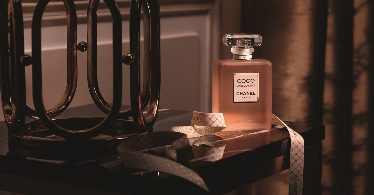 Chanel Coco Mademoiselle L'eau Privée Nigh น้ำหอมสำหรับกลางคืนที่ห่อหุ้มเรือนร่างเหมือนผ้าที่บางเบาและเย้ายวน